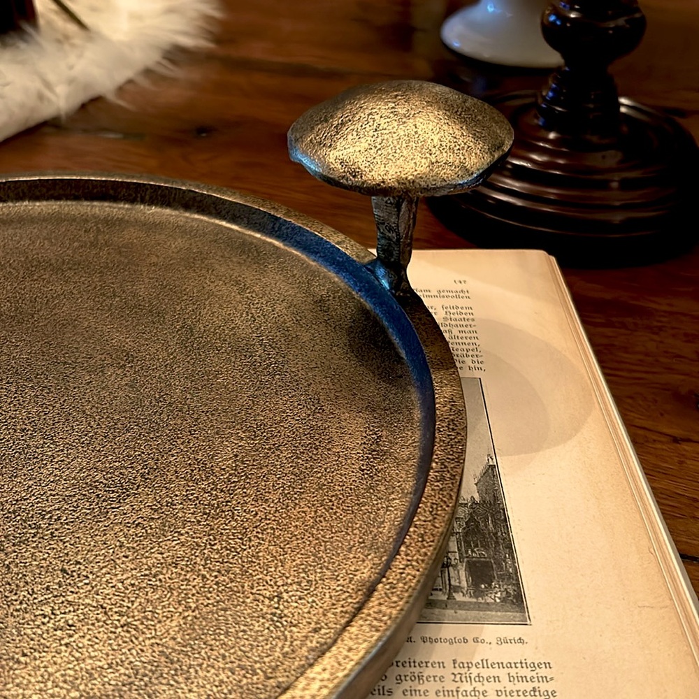 Antiqued Bronze Cast Aluminum Mushroom Tray